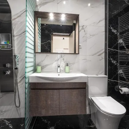Newly Built Detached House With Parking * Larissa