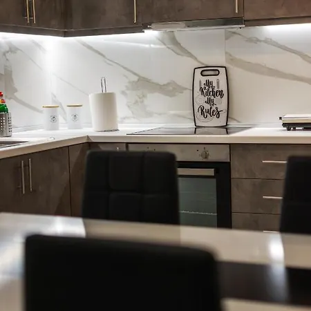 Newly Built Detached House With Parking