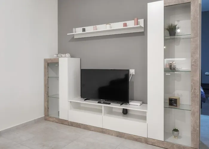 Newly Built Detached House With Parking Larissa