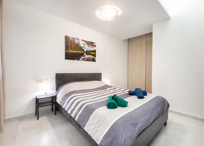 Newly Built Detached House With Parking Larissa