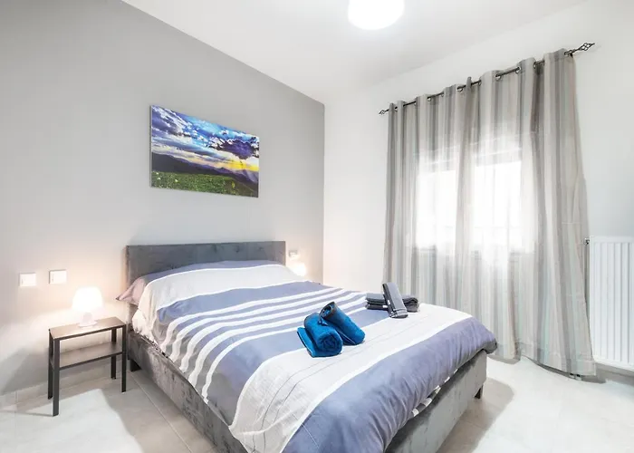 Newly Built Detached House With Parking *