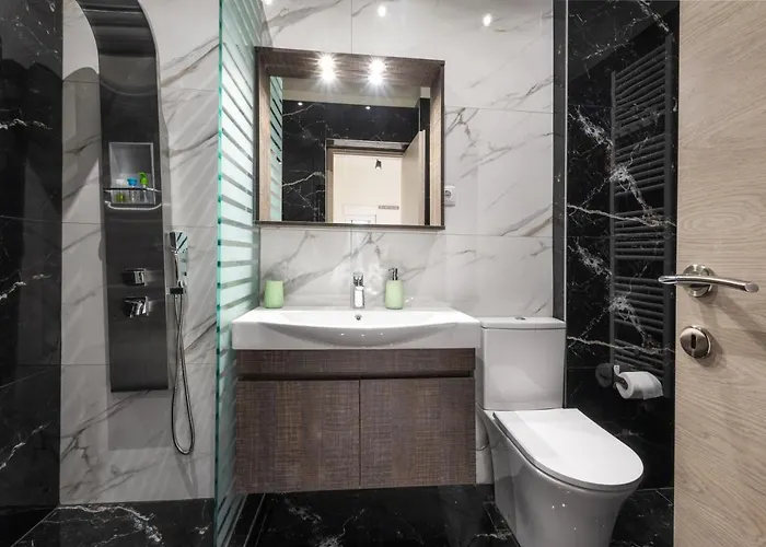 Newly Built Detached House With Parking * Larissa